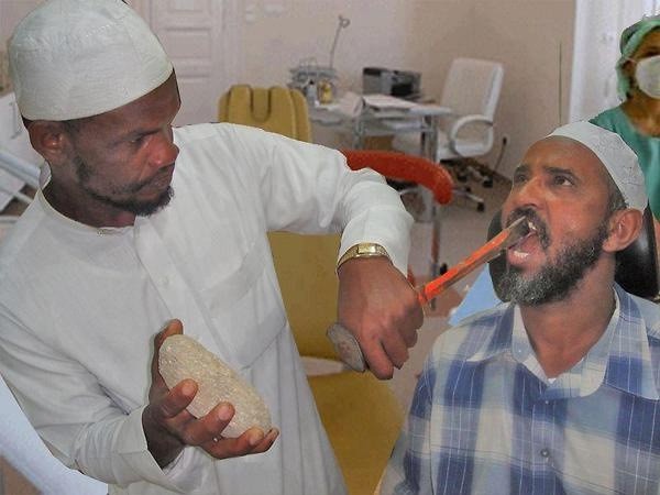 irkad7's tweet photo. افضل دكتور أسنان 😖 في العالم 
يفضل الحجز مبكراً لـ تفادي الإزدحام✋
. http://t.co/AIuJEJP5