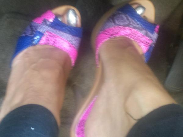 MistressMexi's tweet photo. A gift from my slave http://t.co/PzhPx2f7