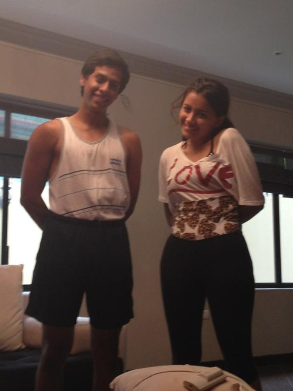 KimAstudillo's tweet image. @andreaCB19 @gaboalejoC #nerdymode