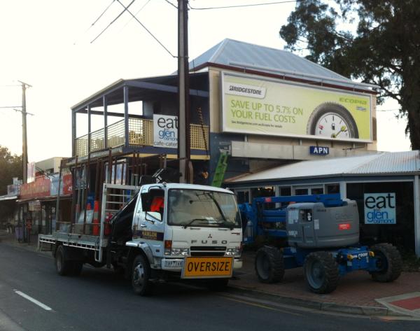 Hanlon Industries completes Adelaide Billboard for @APNOutdoorAU <a href="/Bridgestone/">Bridgestone</a> over the weekend! #lookingood