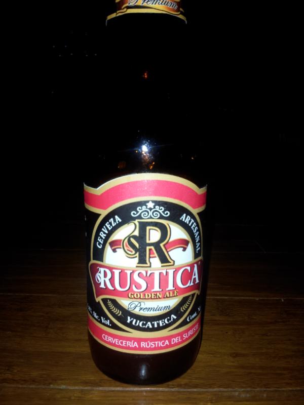 vegamid's tweet image. Tomando una #Rustika, cerveza artesanal yucateca, con la mejor compañia, mi padre