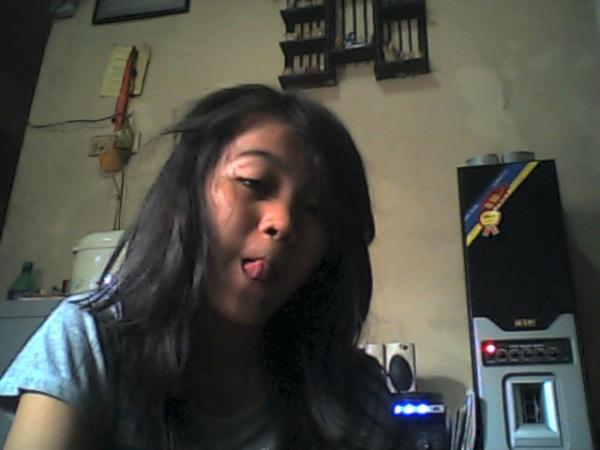 mikha04 tweet picture