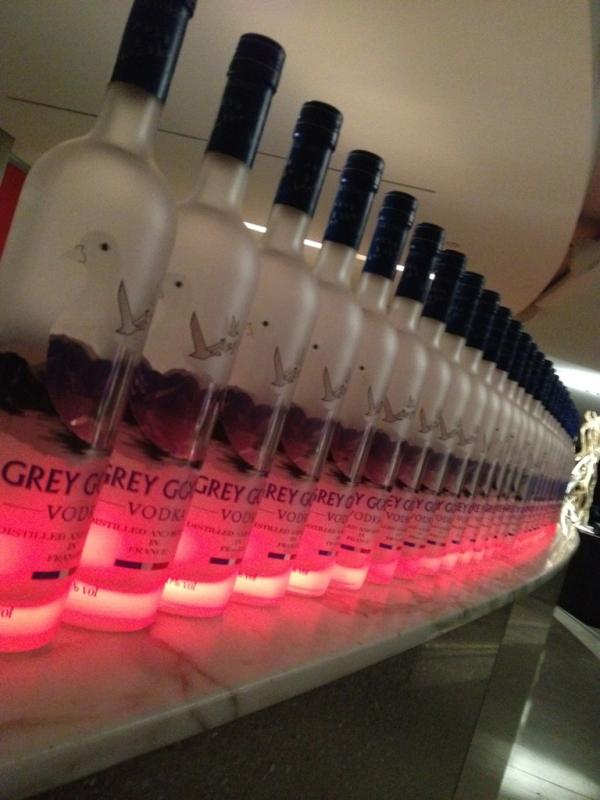 _ashleylr's tweet image. Well, I'm set for the night! #justcasually