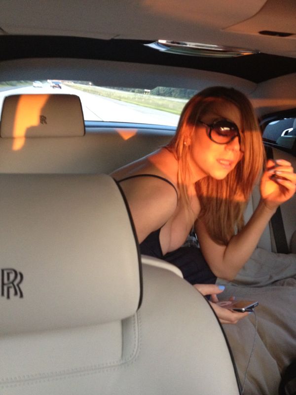 MariahCarey's tweet photo. Writing lyrics in the car on the way to see Dem Babies waking up http://t.co/klwrs4tF
