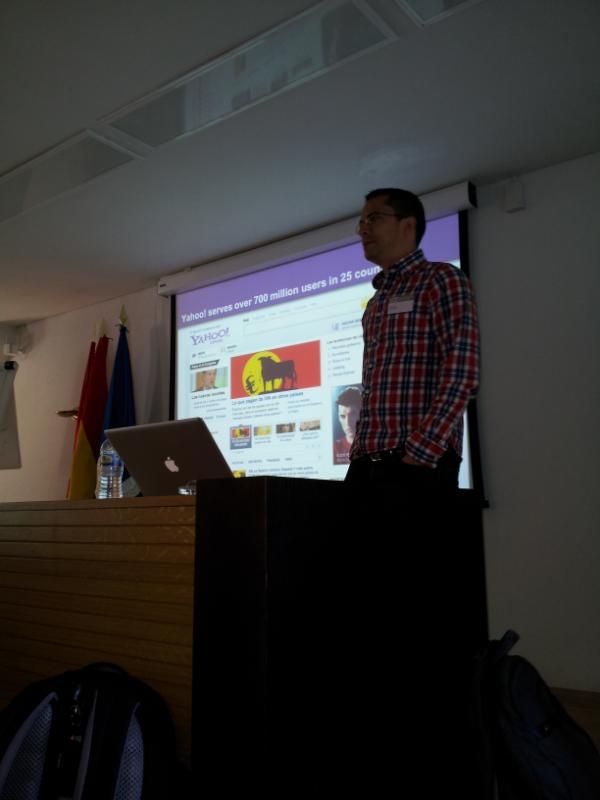 SSSW2012's tweet photo. . @pmika presenting semantic search at Yahoo! Research #sssw2012 http://t.co/mhaIYSaG