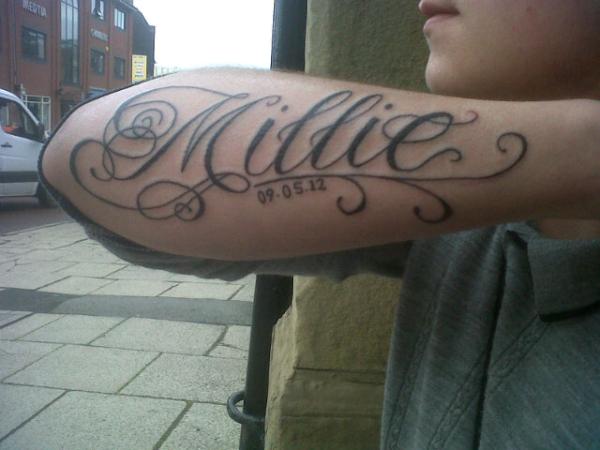 b_hamilton94's tweet photo. New Tattoo :D Lavvvv Itt! <3 http://t.co/yx8Rn7KW