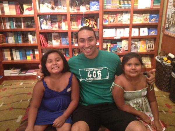 djtyski's tweet image. Met @Tatankameans at the Indian Pueblo Center today! Cool dude! #NativeActor/Comedian