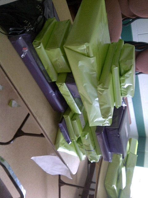 ISNAFoodBank's tweet photo. Toysssss http://t.co/UBV9A4ff