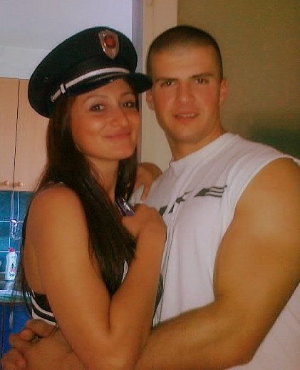 CekicOfficial's tweet photo. - Andreana &amp; Dejan <3.

Jedna sličica za laku noć :-).

LAKU NOĆ dragi fanovi, slatko spavajte, i odmorite se :-). http://t.co/WLtsZfX