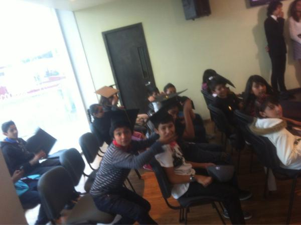 imPreTeen's tweet photo. GRADUACIÓN DE @imPreTeen http://t.co/A0NsIIjC