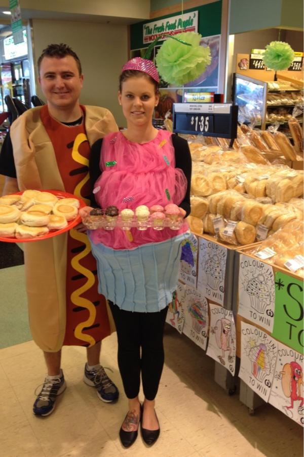 harro5047's tweet photo. Team Albion park Adrian and Lauren taste testing at the fresh fair http://t.co/kWxEijIK