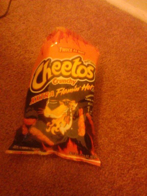 773Buster's tweet photo. @guccimichals586 lmaooo http://t.co/oOojsB2u