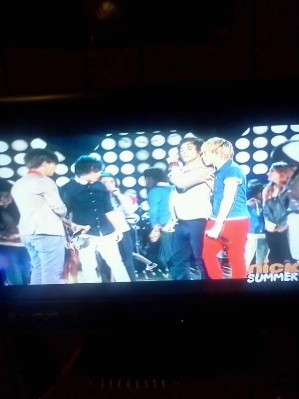 SydneyWhitlock's tweet photo. One direction movie is on. Who else is watching it? http://t.co/vRLfdDjW