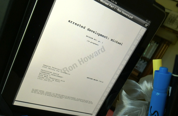 DSItweets's tweet photo. #TVNEWS Ron Howard released this picture of the new season of Arrested Development. Are you as excited as we are!? http://t.co/F9KOO0ny