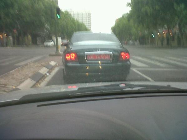 pablobeiran's tweet photo. @cundog14 felicidades chaval! Te regalo esta foto del hyundai sonata q tenía delante. Happy 20 men! http://t.co/oCmqMGuf