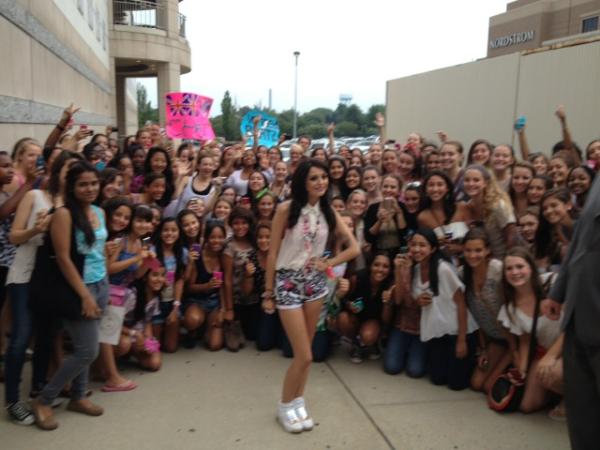 Cher Lloyd tweet media