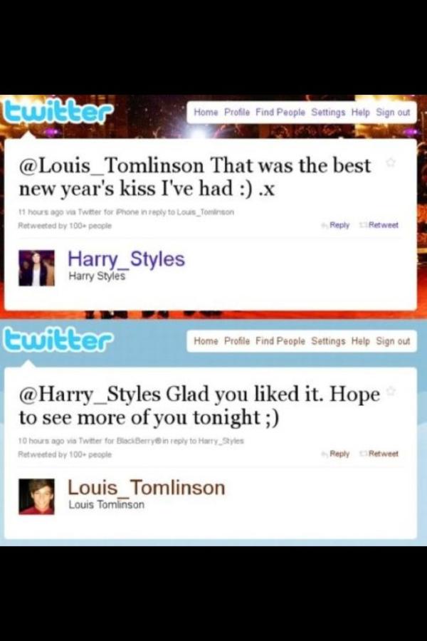 LarryProof_'s tweet image. Interviewer: Havent you guys ever kissed? Harry: no. Louis: no never. 
I LAFF IN YOUR FACE.