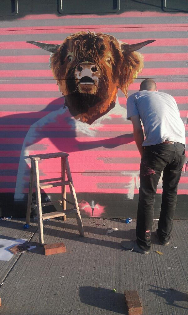 .<a href="/thievinstephen/">Thievin' Stephen</a> catching the last rays of sun on Pennsylvania Ave #WallTherapy #Roc