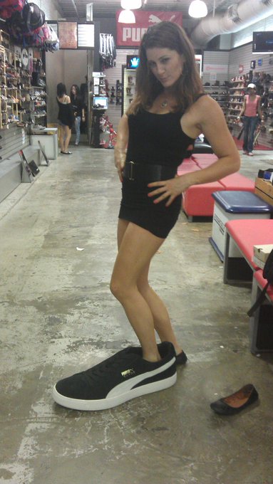 I think i found my size... http://t.co/xuIgJYtB<a href="/tag/puertorico"class="tags"><span>#puertorico</span></a><a href="/tag/homecookedmeal"class="tags"><span>#homecookedmeal</span></a>