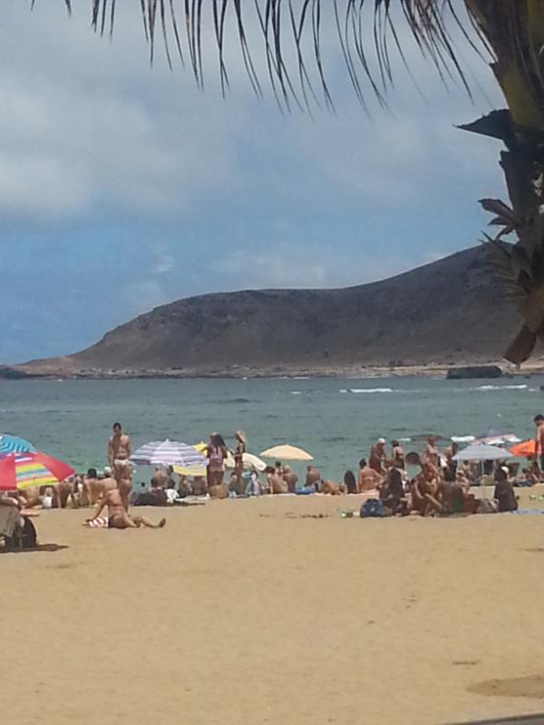 jvalle85's tweet photo. En #LasCanteras http://t.co/1AREQ4bd