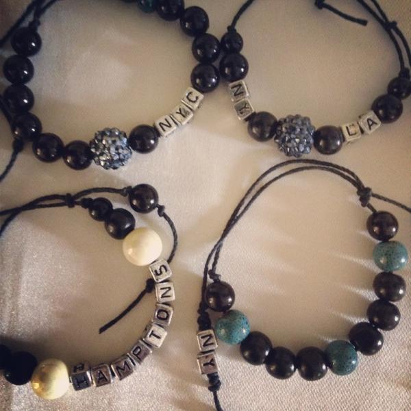 Divine_Heir's tweet image. #JetSetJewels! @KyleRichards18 @KylieJenner @KendallJenner @KourtneyKardash @lorenridinger @iamHeatherT @LaurenConrad