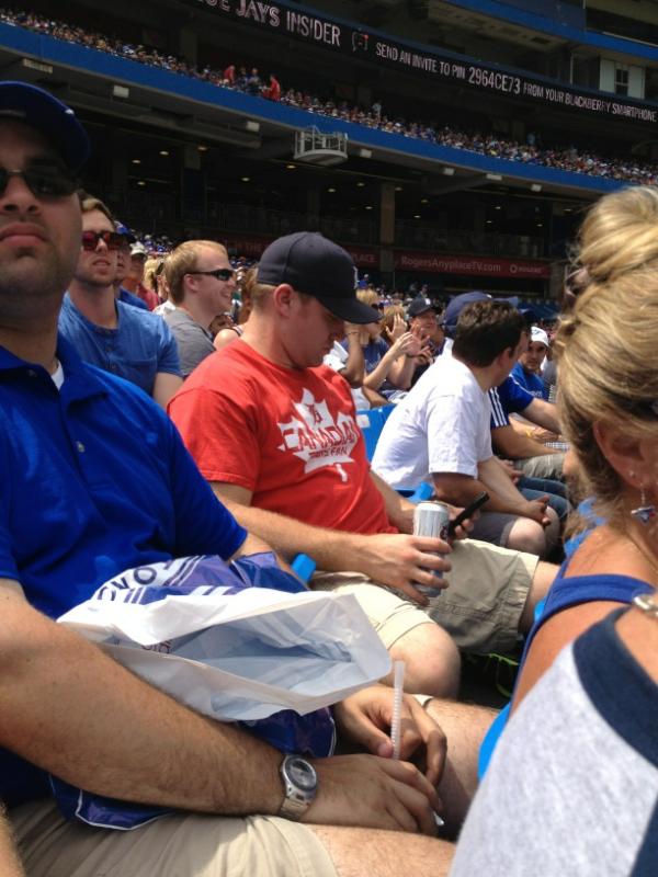 lil_lavy's tweet photo. @daddydupes  look why the cat dragged in #getoffyourphone http://t.co/CXCphHTi