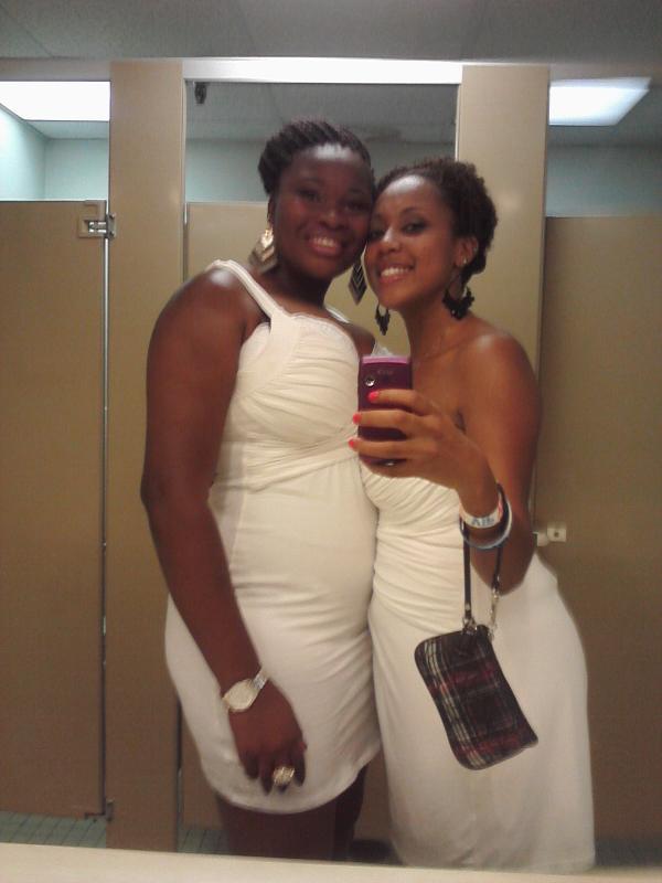 Africaz_Fynezt's tweet image. me &amp;amp; my 4, @Hearto_0Less *after several attempts* #Fall2K10 #Z-Phi!!