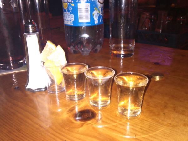 EdelLyons2's tweet photo. hangover we feel u..... bring it on :) http://t.co/vk50HiC7