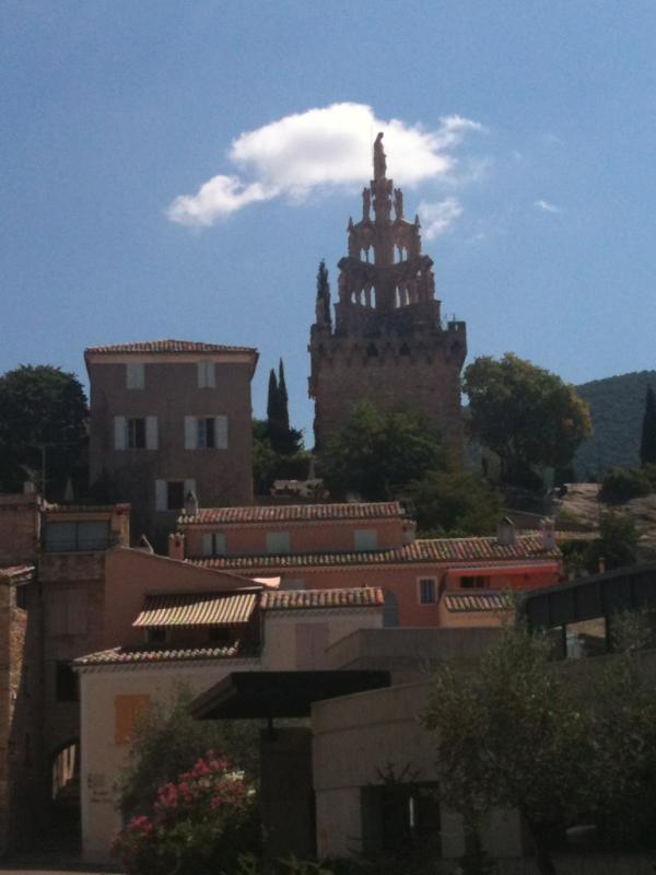 SEFROUS's tweet image. Nioun !