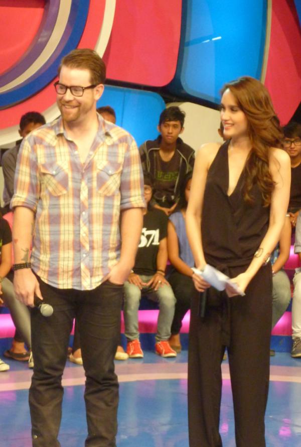 xcintakiehlx's tweet photo. The interview with David Cook on Dahsyat yesterday. <3 http://t.co/9BpYMhXh