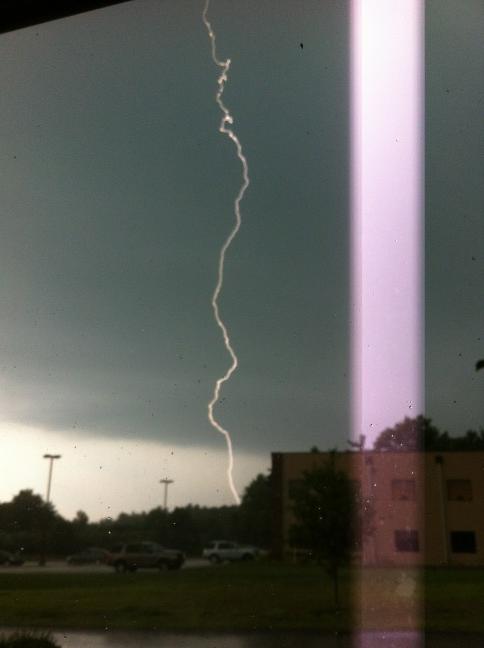 jstodder's tweet image. Thunder and lightening!!!