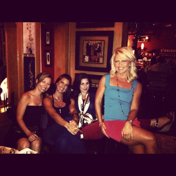 FabTabTV's tweet image. Last night&apos;s #FabTab dinner at Too Bizarre Wine Bar! Couches, food &amp;amp; wine! #eatdrinkandbefab