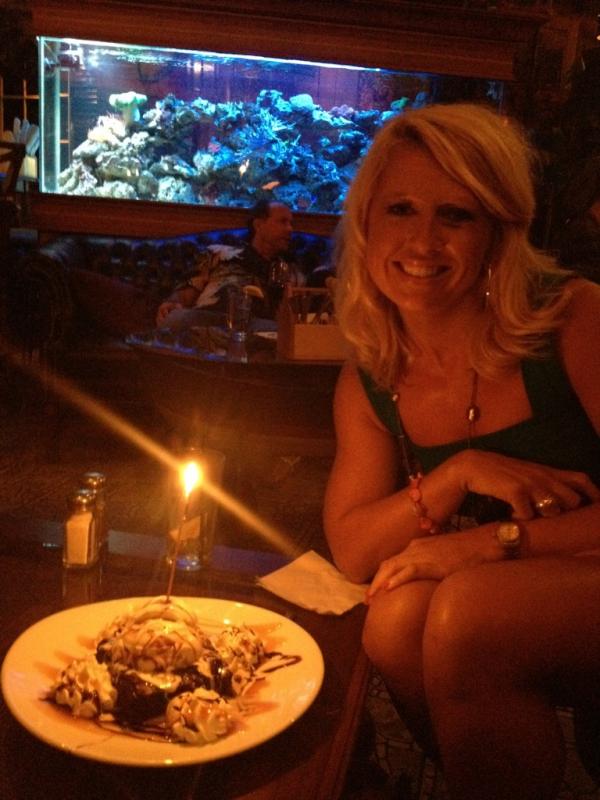 FabTabTV's tweet image. There&apos;s our birthday girl... look at this giant brownie! So #FabTab!