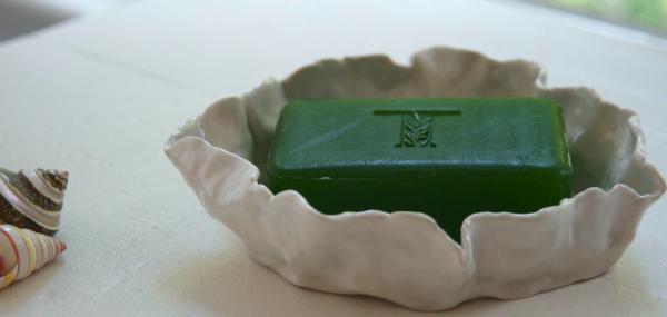 AnnaKasabian's tweet photo. IT was nice to test this right out of my kiln! http://t.co/5jBYf0N7