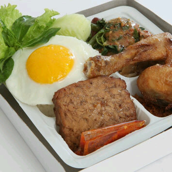 It's lunch time! Delivery paket lunch box yuk.. Cm 15rbu aja ! Order di 21DEAABF/22276D86