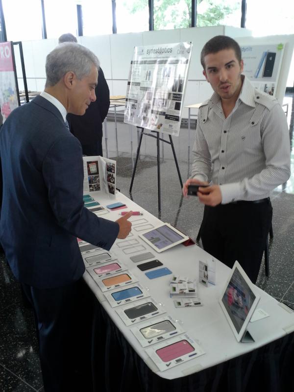 spielfogel's tweet photo. Checking out some of the awesome work of @IIT_today students. @ChicagosMayor with @tidytilt http://t.co/JxNB7VWX