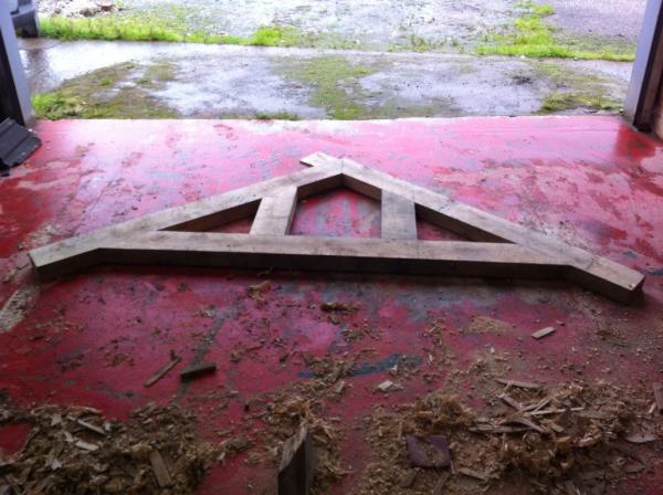 MarkFpc's tweet photo. Nice #design for a #oak Truss.... http://t.co/CpTjciHX