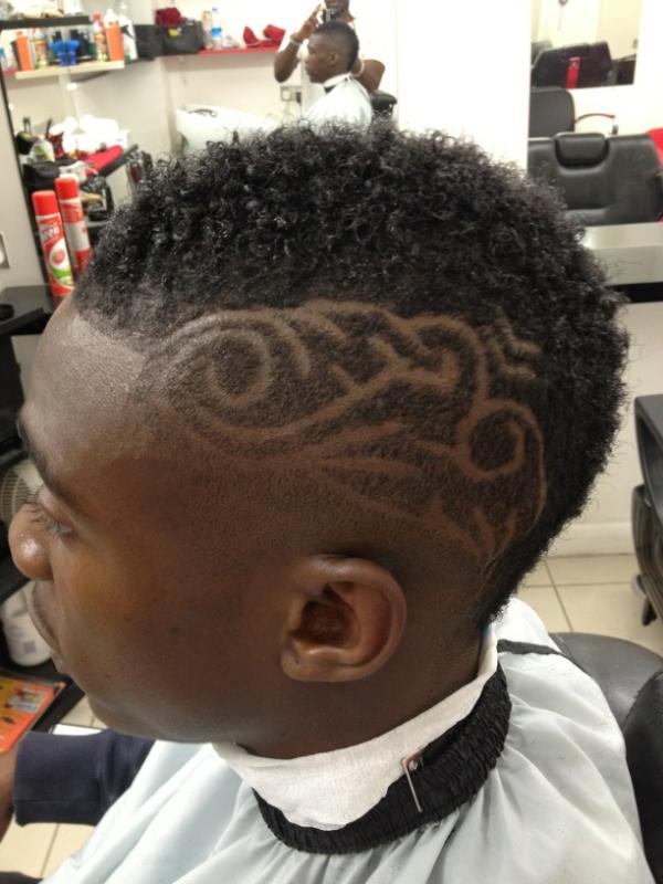 JoseComedian's tweet photo. My barber is not human @daviddetail he's legendary http://t.co/C0oo7fQo
