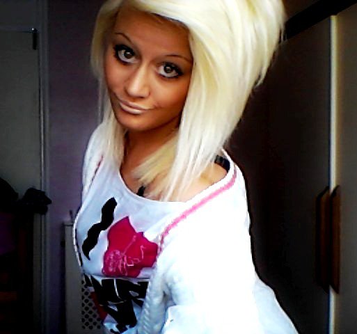 MandyCyrusOnly's tweet image. me