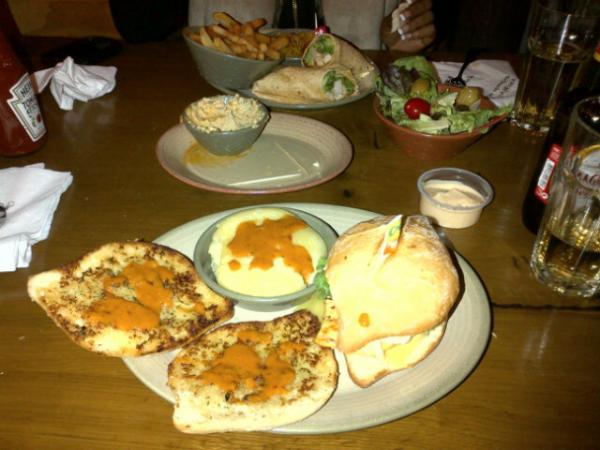 san_rants's tweet image. So happy, right now! #cravingsorted