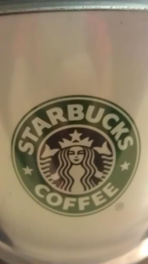 wittynality's tweet image. At pinilit nyang mag starbucks kami.. touche! #dateupdate