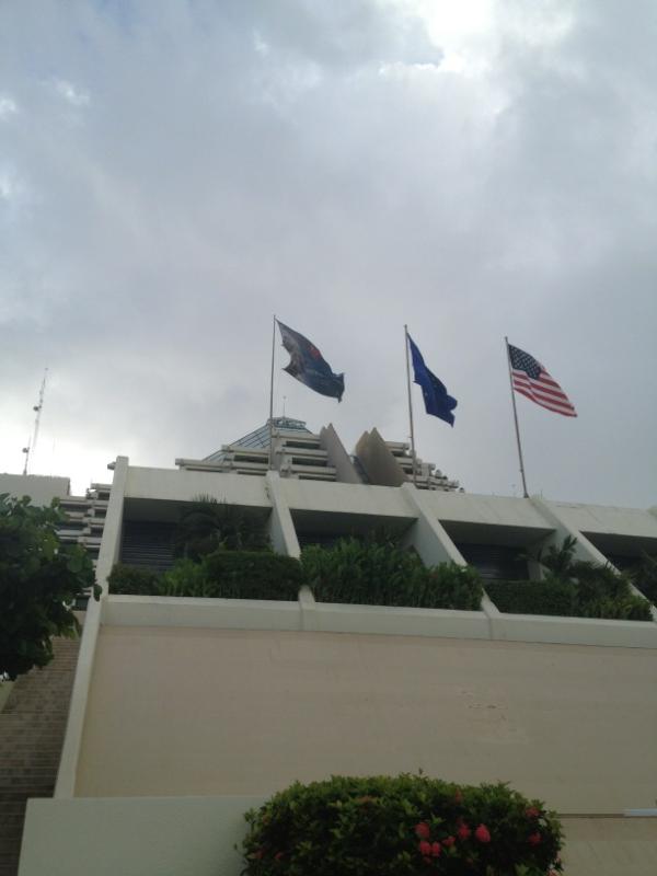GrupoEcodsa's tweet photo. Bandera FMRI - @granmeliacancun :-) http://t.co/02xdLgLv