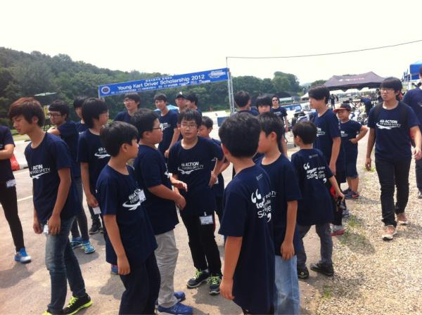 현대자동차와 함께하는 Young Kart Driver Scholarship 2012 2차 실습 교육 현장