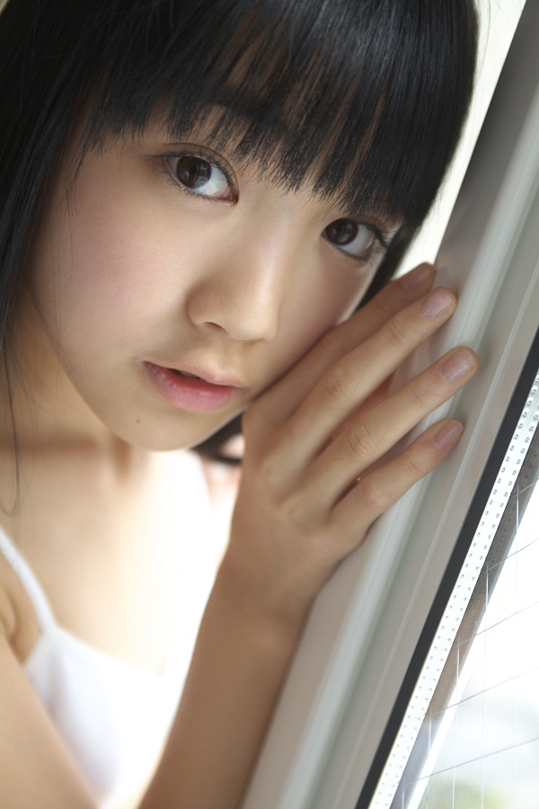 http://ameblo.jp/shiina-momo.