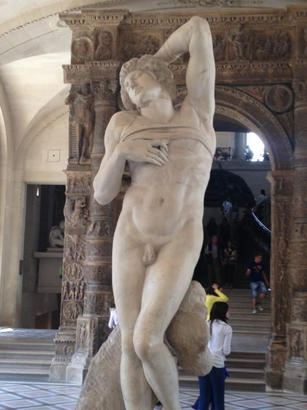 микеланджело буонарроти скульптуры. микеланджело гробница медичи утро. утро (микеланджело). микеланджело буонарроти статуи. микеланджело буонарроти скульптуры женщин.