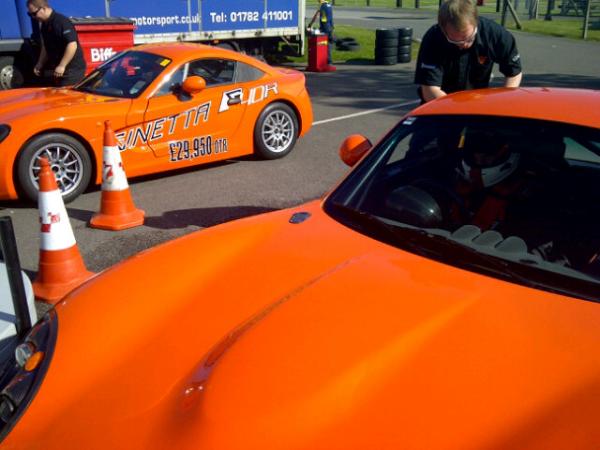 GinettaCars's tweet image. The sun's out and the cars are looking fantastic here @cadwellpark