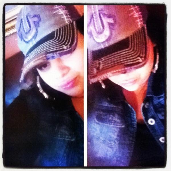kisorys04's tweet photo. Trankiilita K Hoii Ehh #SABADO Salon En Un Ratico a Poneme Ma Diinda :* http://t.co/qZexc1iH