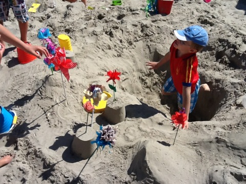 FilipCharlier1's tweet photo. Onze thor is nen echte business men ! http://t.co/nrUk0Rvo