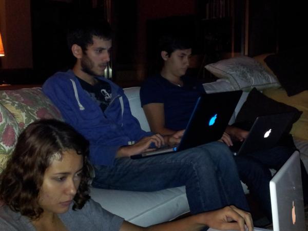 FormCloud's tweet image. Verdaderas muestras de pasión por la creación de una startup !