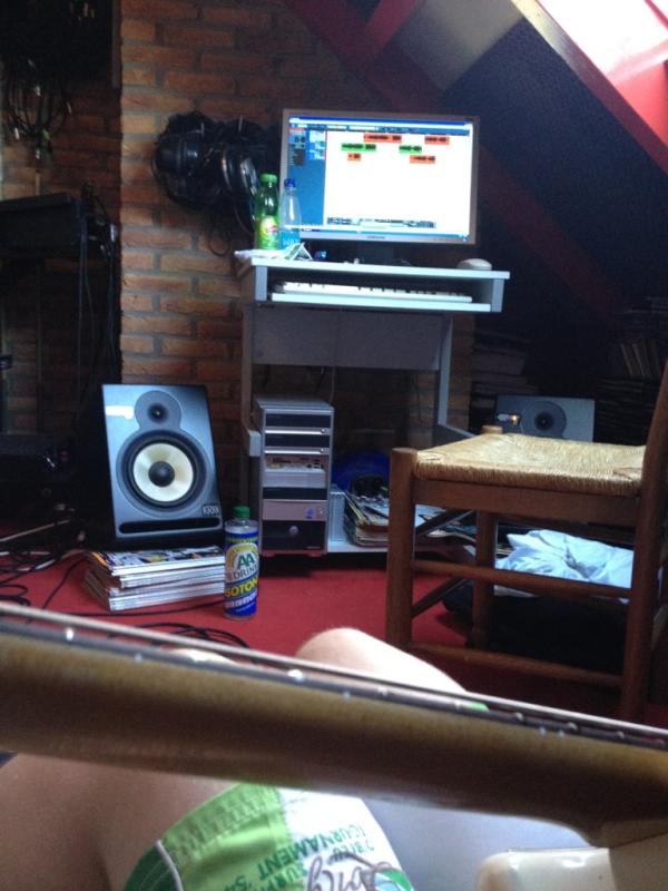 PRESTCOLDMOLLY tweet media